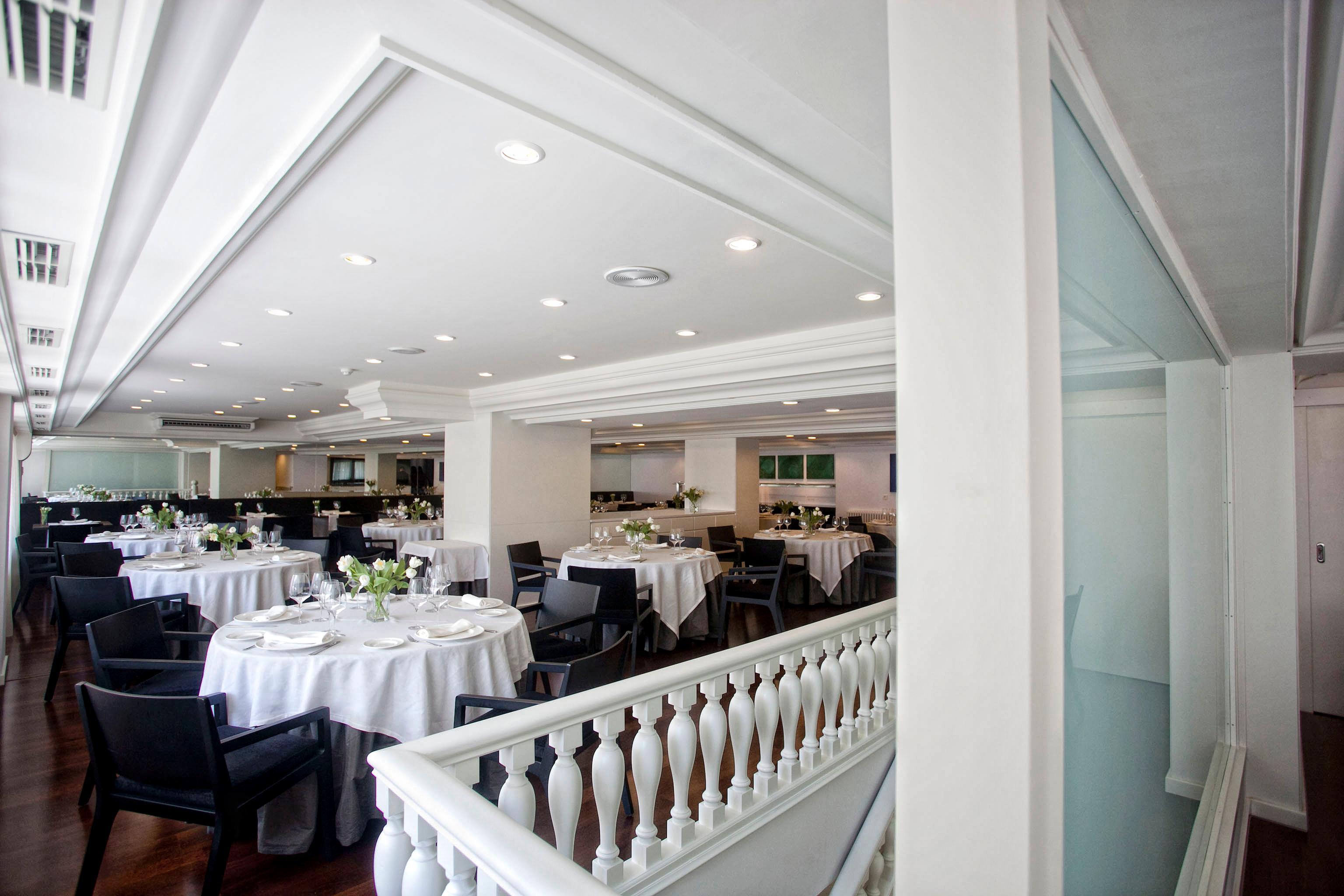 Hotel Almirante Ферроль Ресторан фото